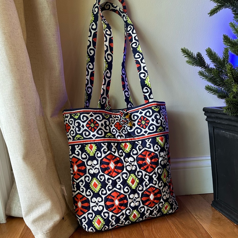 Vera Bradley | Retired "Sun Valley" Tote